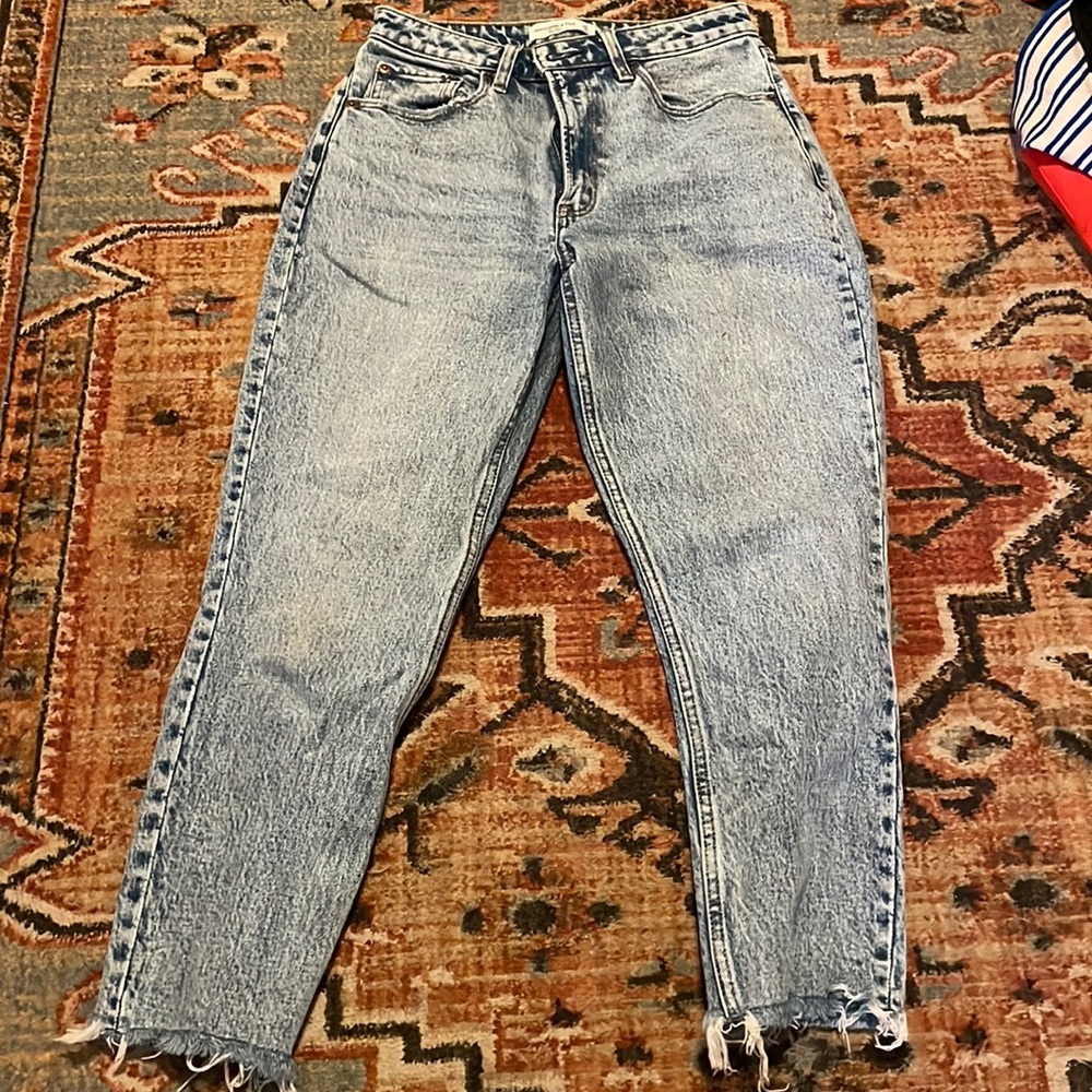 Abercrombie Curve Love The High Rise Mom Jean